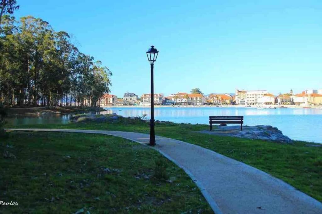 Apartamento Plaza Del Parque Villanueva De Arosa Eksteriør bilde